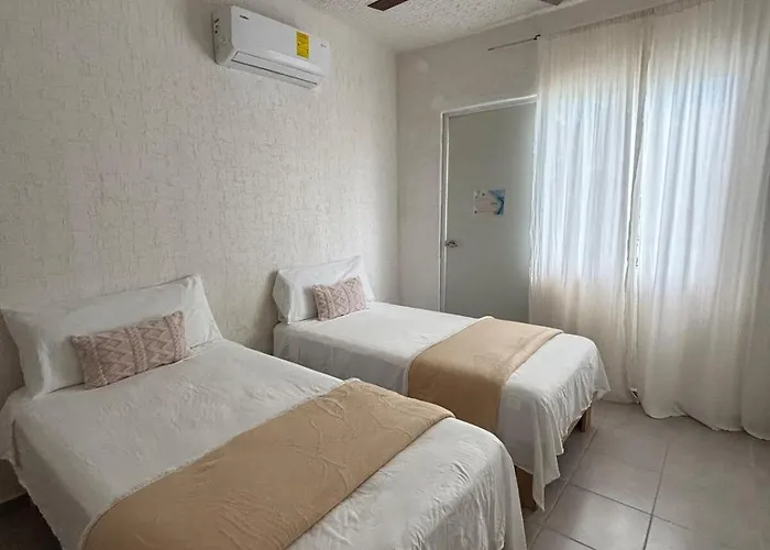 Yaakuna House * Playa del Carmen